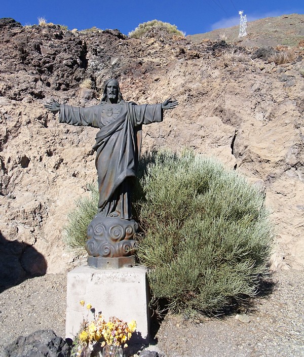 Статуя Христа на вулкане Тейде