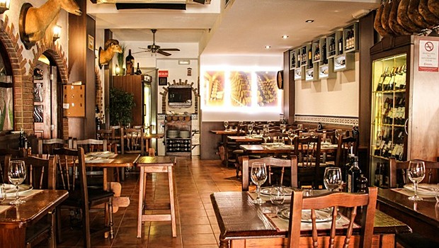 ������ ��������� �������� � Meson Castellano