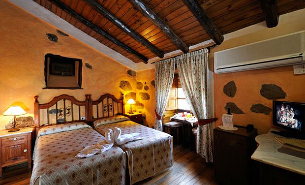 ����� � �������� ����� El Nogal � ��������