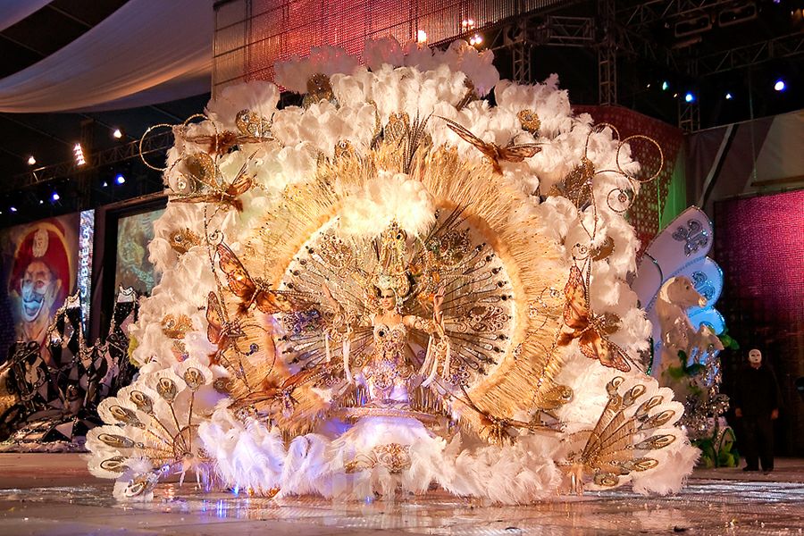 Карнавал в Санта Крусе де Тенерифе Карнавал в Санта Крусе де Тенерифе