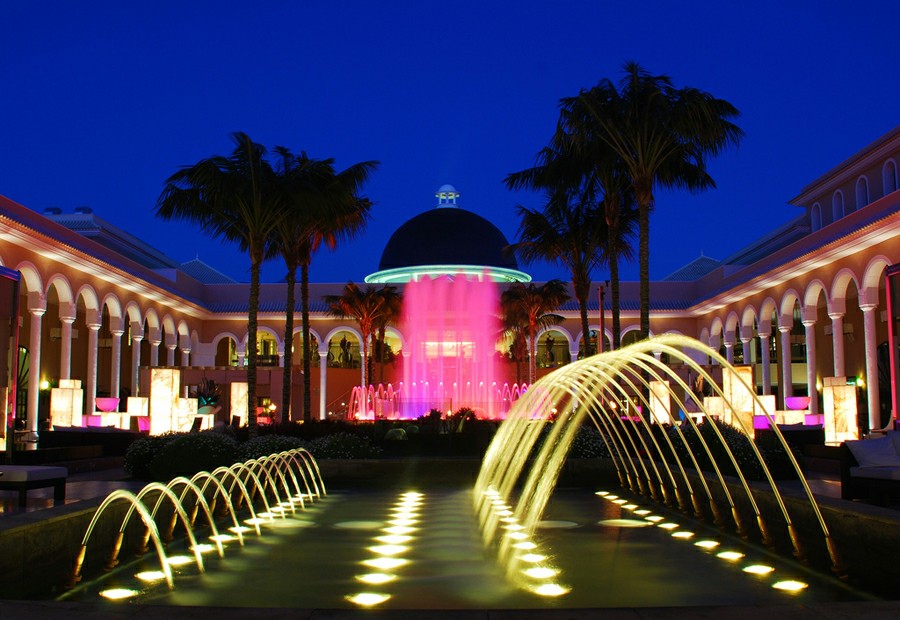 ���� ��������: ����� Palacio de Isora