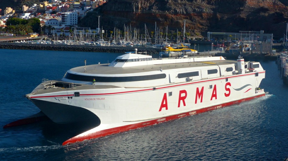 ������������ ����� �������� Naviera Armas