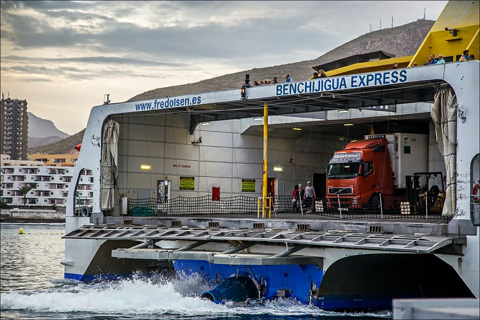 ����� �������� Fred Olsen Express